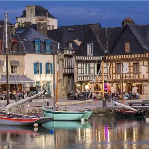 Nouveau-port De St Goustan, Trés Beau T2 Avec Terrasse Francia