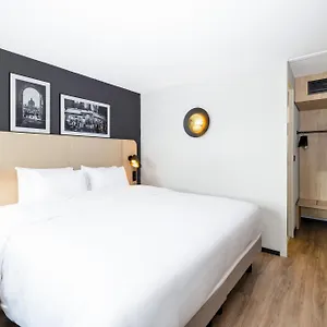 Hotel Campanile Sud - Pont De L'arc ***
