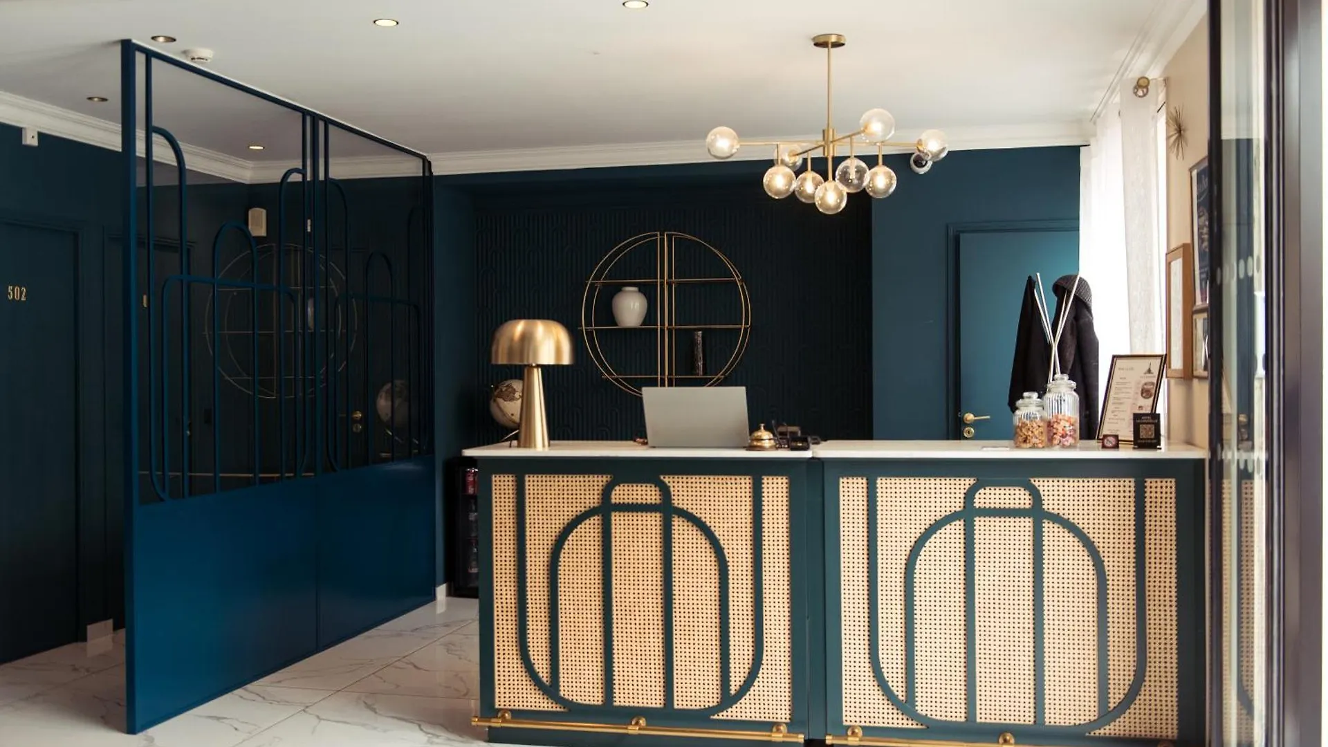 La Caravelle Hotel Aix-en-Provence 3*,