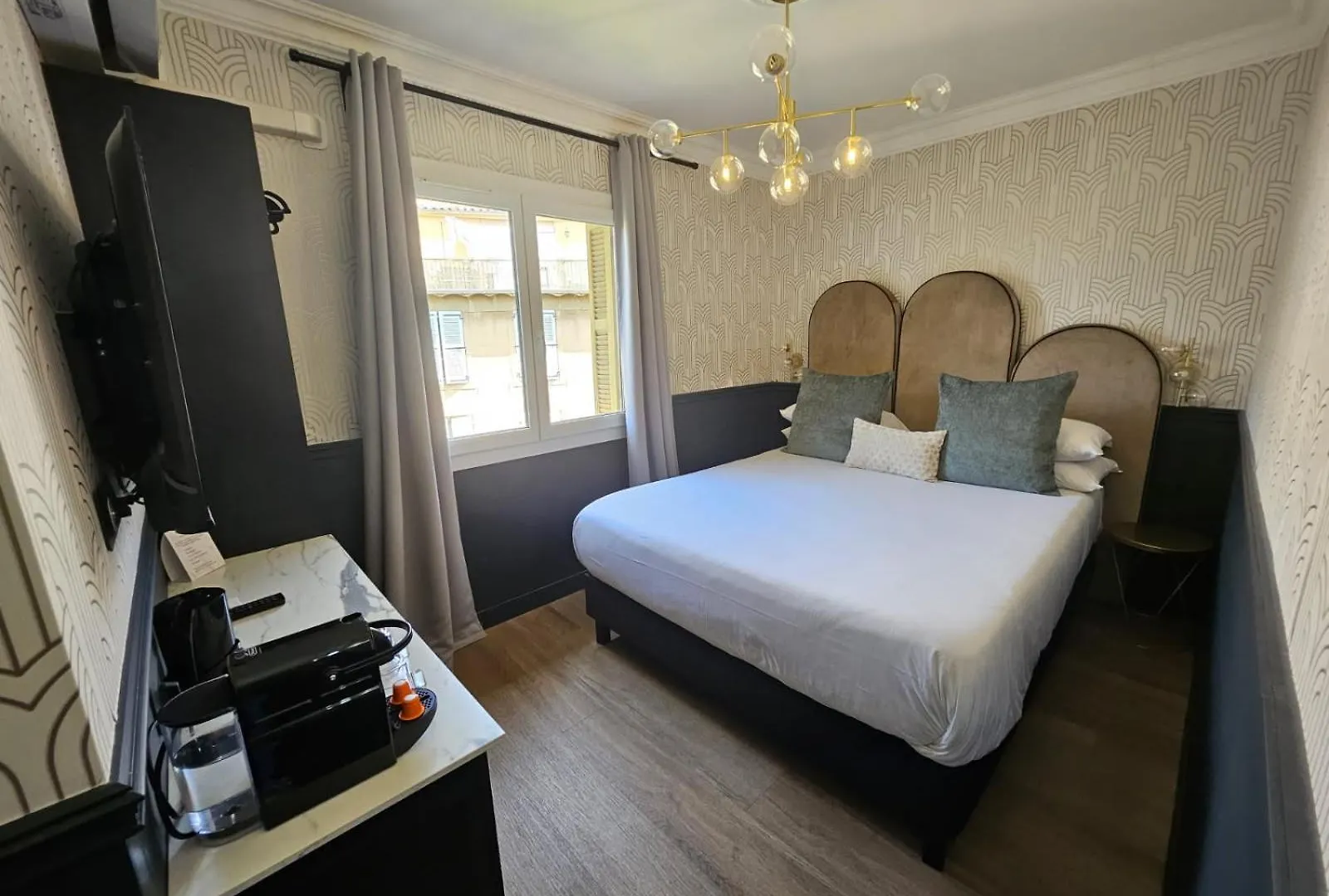La Caravelle Hotel Aix-en-Provence France